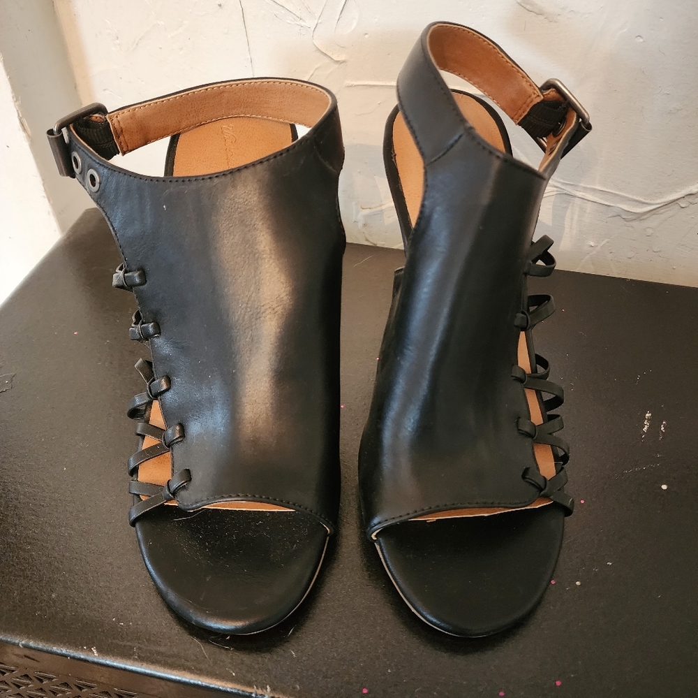 Vince Camuto Womens Ankara Heeled Sandal Leather Black Size 7